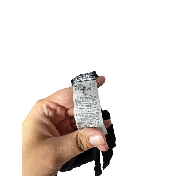 Old Navy Short Sleeve Blouse Black Medium - Picture 4 of 4